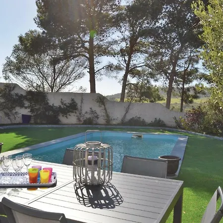 Four Bedroom Holiday In Figari *