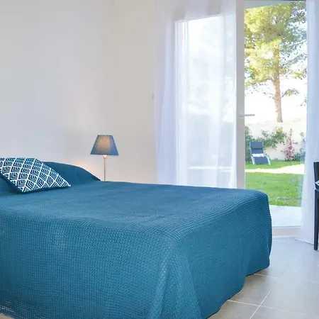 Four Bedroom Holiday In Figari Casa vacanze Figari (Corsica)