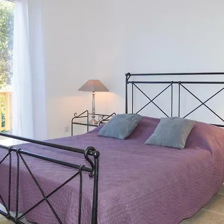 Four Bedroom Holiday In Figari Figari (Corsica)